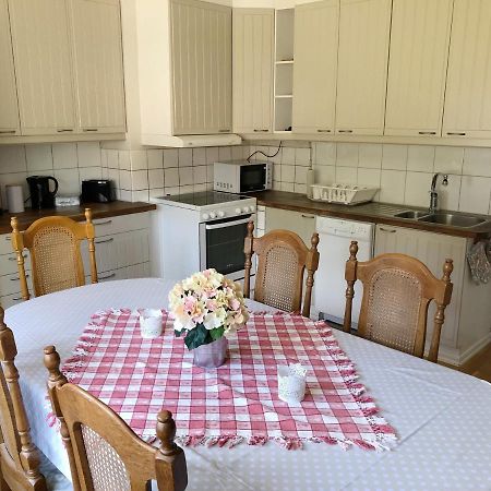 Tierp Egen Laegenhet I 2-Familjshus Pa Landet.ヴィラ エクステリア 写真