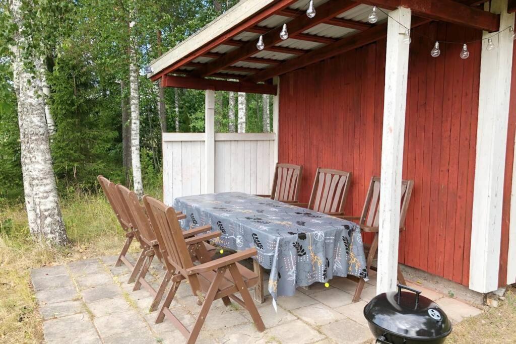 Tierp Egen Laegenhet I 2-Familjshus Pa Landet.ヴィラ エクステリア 写真
